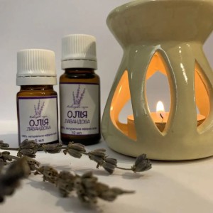 Ефірна олія лавандова